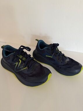 New Balance Kids Navy and Lime Running Sneakers